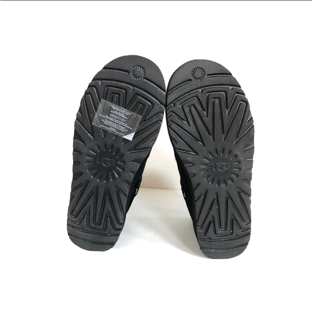 SOLD! NWOT, UGG Classic Ultra Mini Hybrid - Picture 2 of 10